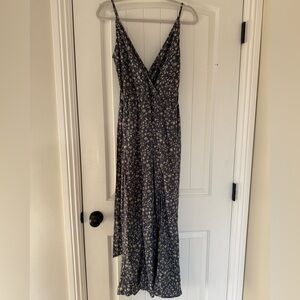 Floral V-Neck Maxi Dress